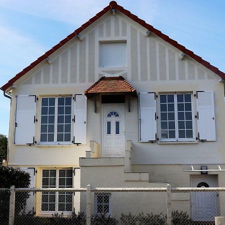 Villa des sables avec 1 studio pour 2 personnes pouvant être complété par une chambre si 4 personnes Cabourg Exterior foto