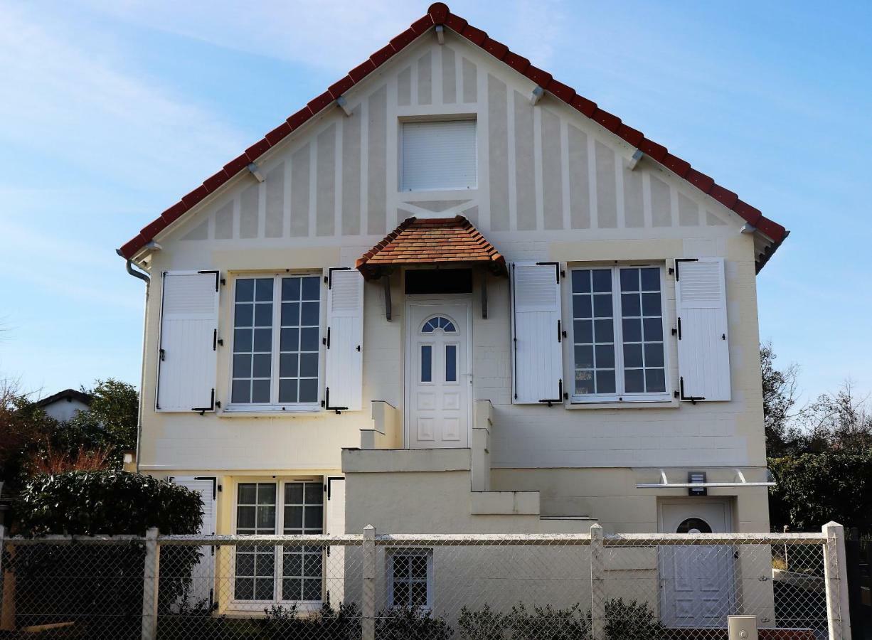Villa des sables avec 1 studio pour 2 personnes pouvant être complété par une chambre si 4 personnes Cabourg Exterior foto